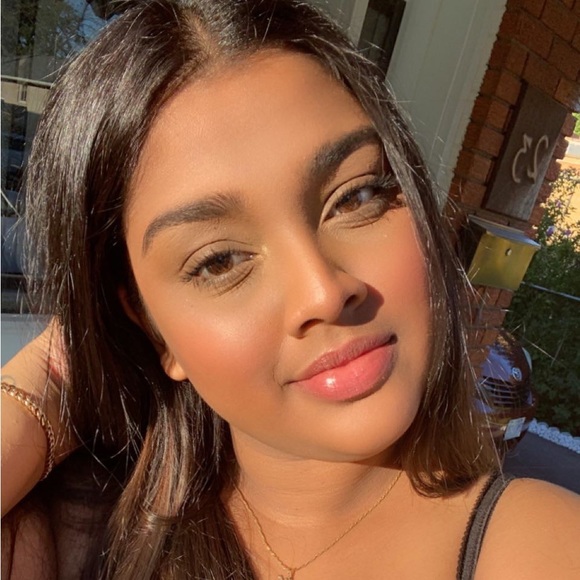 Meet your Posher, Kushi - Picture 1 of 1